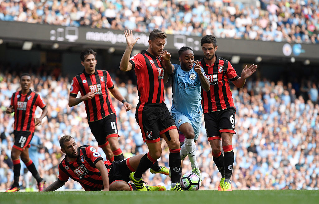 埃基蒂克：斯洛特在训练中对我很严厉，有时我真的会被气到爆（埃基蒂克吐槽斯洛特训练过于严格：有时真把我气炸了）