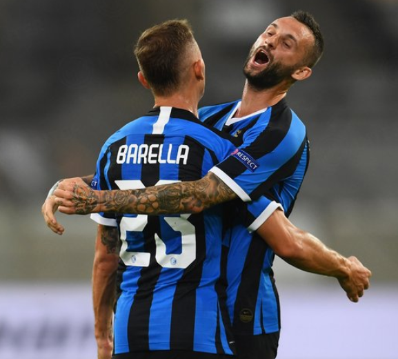 吉格斯：梅努应留在曼联，租借去其他球队也要花时间适应（吉格斯建议梅努留在曼联：外租至他队同样需要适应期）